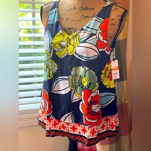 Crown & Ivy Petite Small Top New With Tags